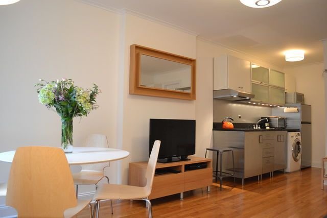 MODERN 1 BED/ 1 BATH APARTMENT IN DOWNTOWN PALO ALTO