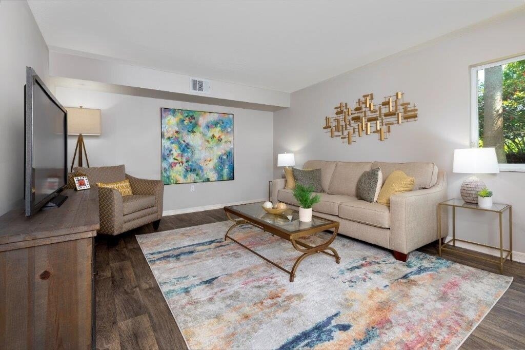FABULOUS 1 BED/ 1 BATH APARTMENT IN WESTON, FL.